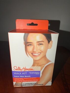 Sally Hansen Wax Kit – Red Salon Wax Beads